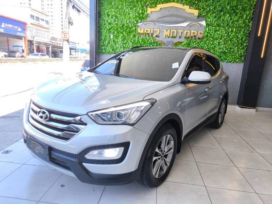 HYUNDAI SANTA FÉ 3.3 MPFI 4X4 7 LUGARES V6 270CV GASOLINA 4P AUTOMÁTICO HYUNDAI SANTA FÉ 3.3 MPFI 4X4 7 LUGARES V6 270CV GASOLINA 4P AUTOMÁTICO